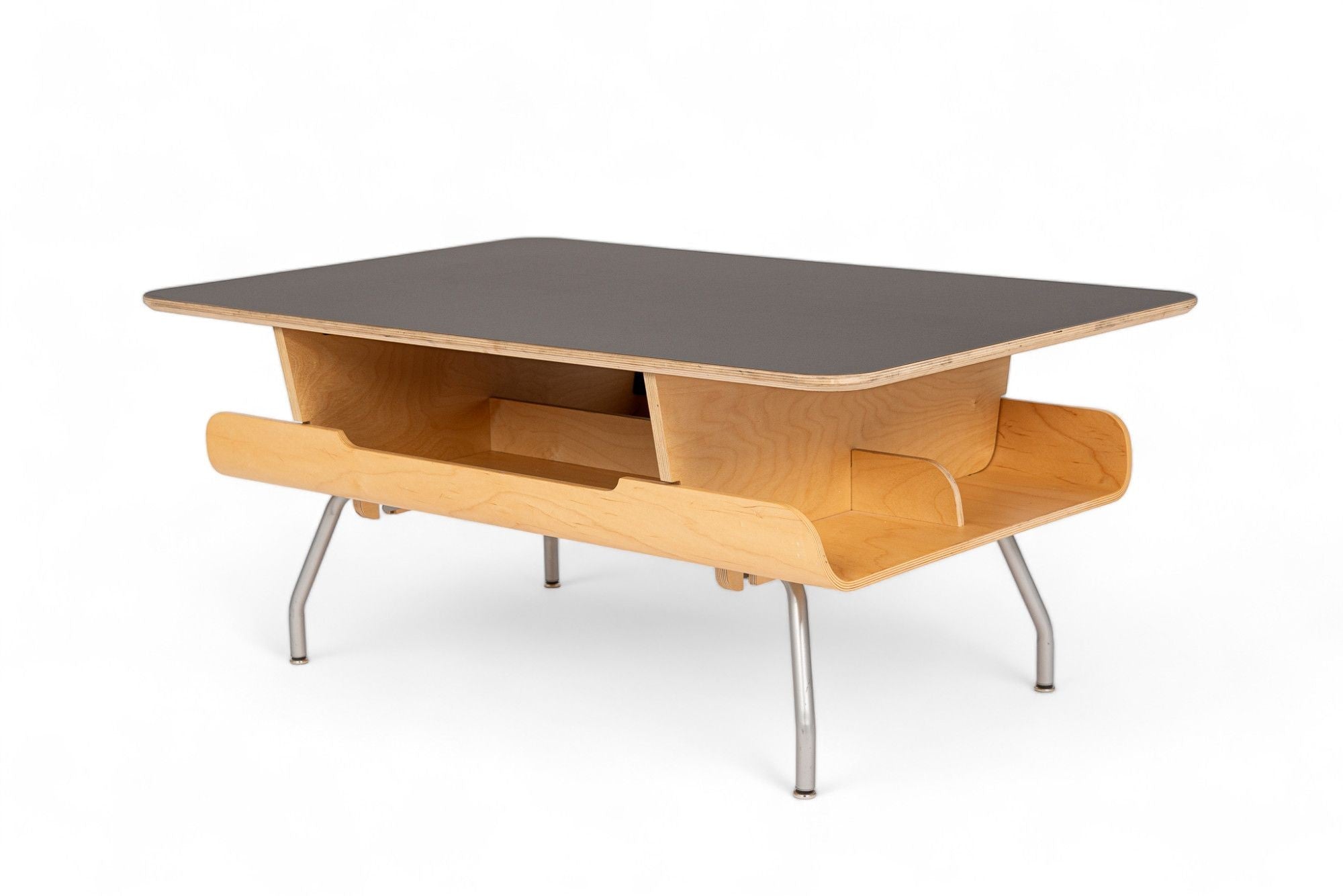 0_Herman_Miller_Kotatsu_Coffee
