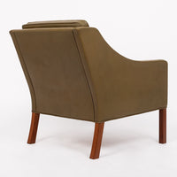 Mid Century Danish Green Leather Lounge Chair by Borge Mogensen