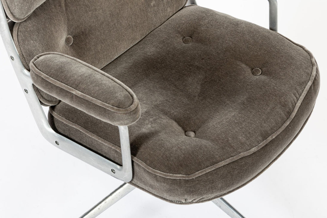Vintage Eames Time Life Gray Velvet Office Chair Herman Miller 1978