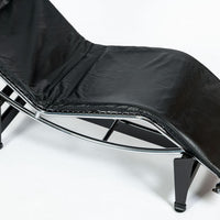 Cassina LC4 Black Leather Chaise Lounge Chair by Le Corbusier 1994
