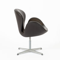 Mid Century Danish Modern Brown Swan Chair by Arne Jacobsen for Fritz Hansen