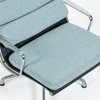 Pair of Eames Soft Pad Recliners for Herman Miller, Blue Gray Aluminum Group Lounge Chairs