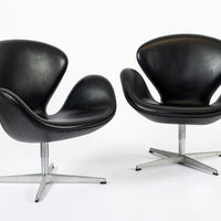 Mid Century Danish Black Leather Swan Chairs by Arne Jacobsen for Fritz Hansen