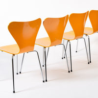 Danish Modern Dining Chairs Series 7 by Arne Jacobsen for Fritz Hansen