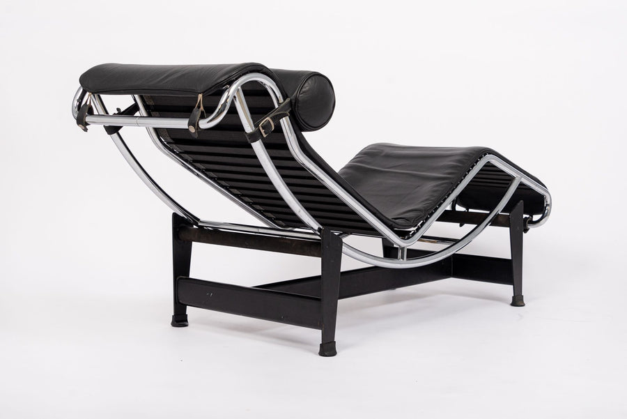 Cassina Black Leather LC4 Chaise Lounge Chair by Le Corbusier