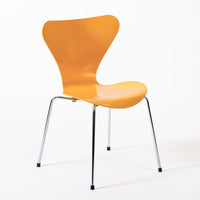 Danish Modern Dining Chairs Series 7 by Arne Jacobsen for Fritz Hansen