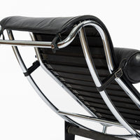 Cassina LC4 Black Leather Chaise Lounge Chair by Le Corbusier 1991
