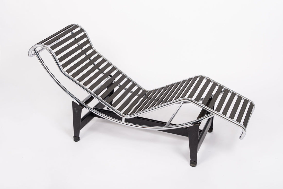 Cassina Black Leather LC4 Chaise Lounge Chair by Le Corbusier