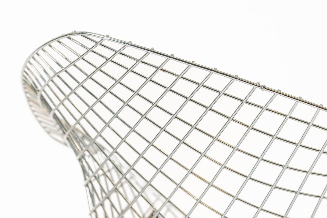 Mid Century Silver Diamond Wire Lounge Chairs by Harry Bertoia for Knoll