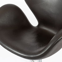 Mid Century Danish Modern Brown Swan Chair by Arne Jacobsen for Fritz Hansen