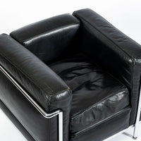 Authentic Cassina LC2 Black Leather Petit Lounge Chair by Le Corbusier, 4x Avail