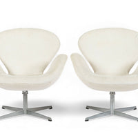 Mid Century Danish White Swan Chairs by Arne Jacobsen for Fritz Hansen 1960s, 2 Avail