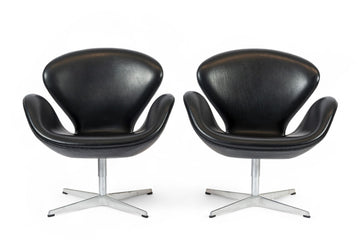 Mid Century Danish Black Leather Swan Chairs by Arne Jacobsen for Fritz Hansen