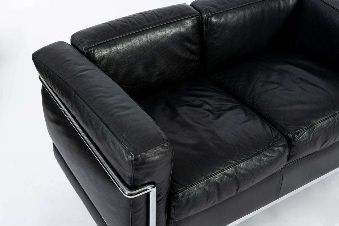Authentic Cassina LC2 Black Leather Two-Seat Sofa by Le Corbusier 1994