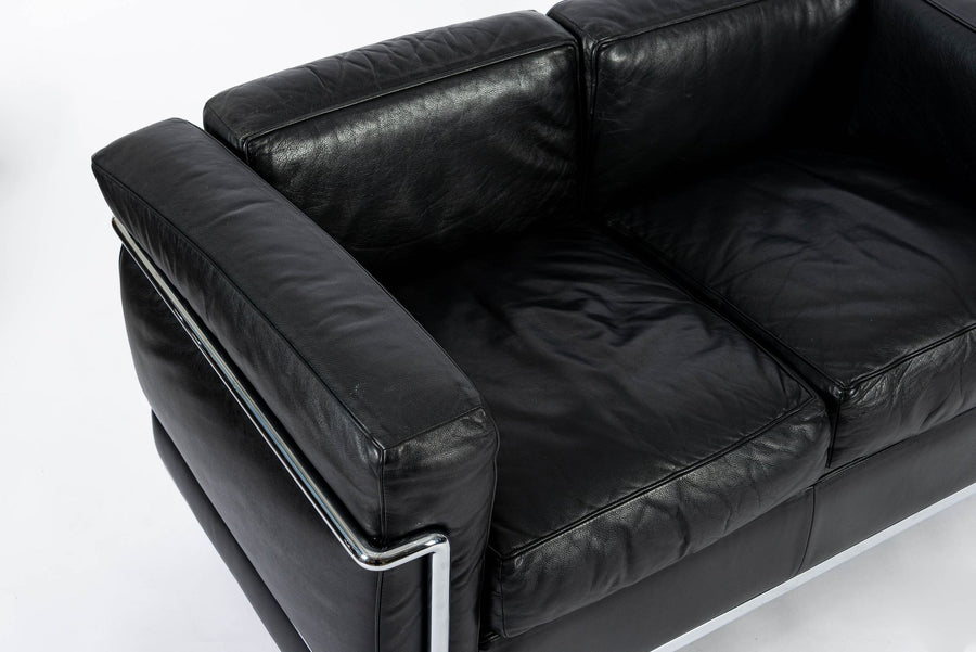 Authentic Cassina LC2 Black Leather Two-Seat Sofa by Le Corbusier 1994