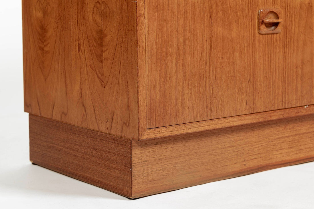 Danish Mid-Century Modern Teak 6-Drawer Dresser or Chest, 1960s