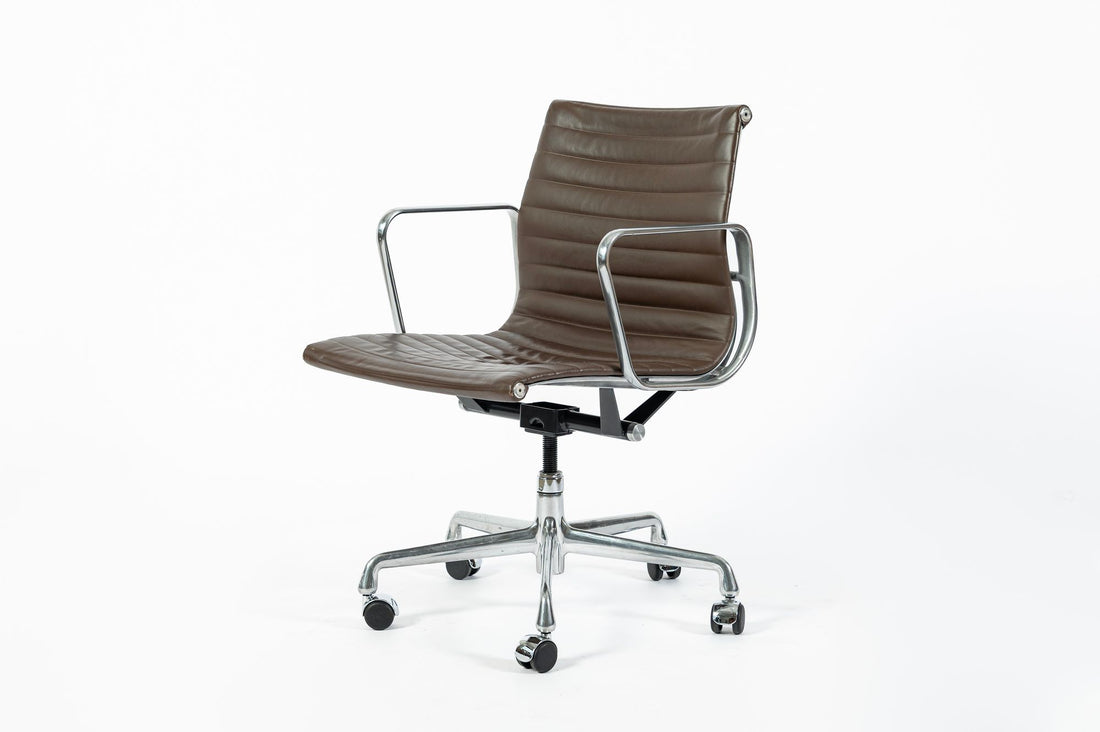Set of 4 Eames Herman Miller Office Chairs, Brown Leather Thin Pad Aluminum Group