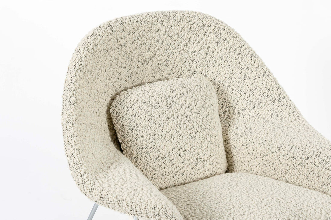 Early Restored Mid Century Ivory Wool Womb Chair by Saarinen for Knoll, Multiples/Custom Avail