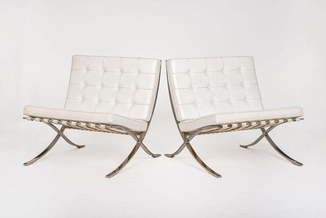Mid Century White Barcelona Chairs by Mies van der Rohe for Knoll, 1970s
