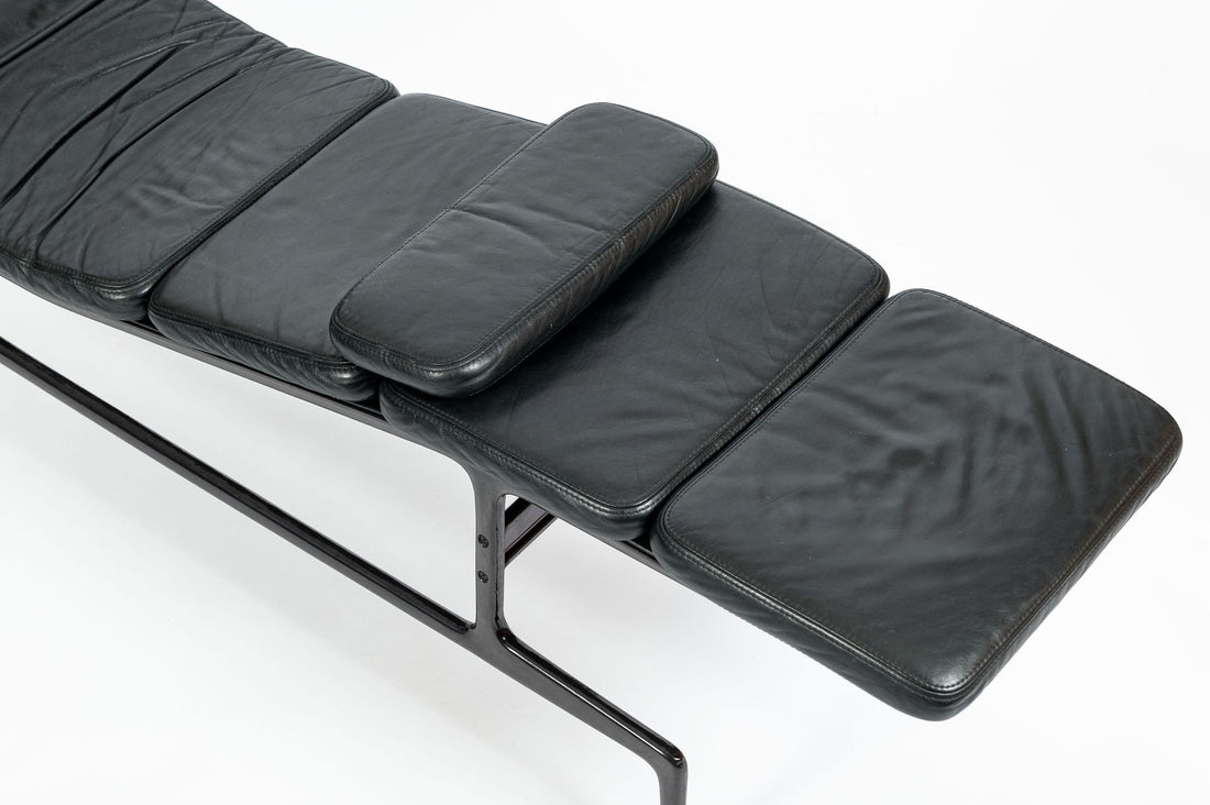 Vintage Mid-Century Eames ES106 “Billy Wilder” Chaise Lounge for Herman Miller