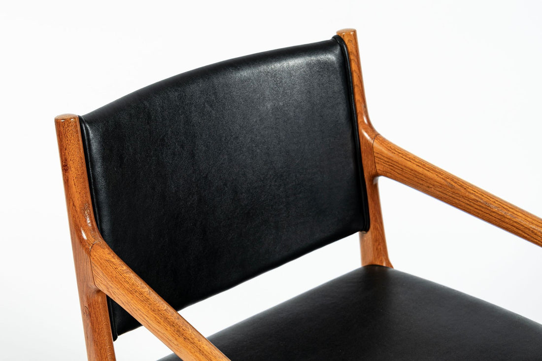 Hans J. Wegner JH507 Oak Dining Armchairs for Johannes Hansen (Attr.), Set of 6, Denmark, Circa 1965