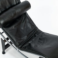Cassina LC4 Black Leather Chaise Lounge Chair by Le Corbusier 1981