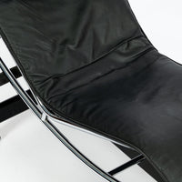 Cassina LC4 Chaise Lounge Chair in Black Leather by Le Corbusier 1970s