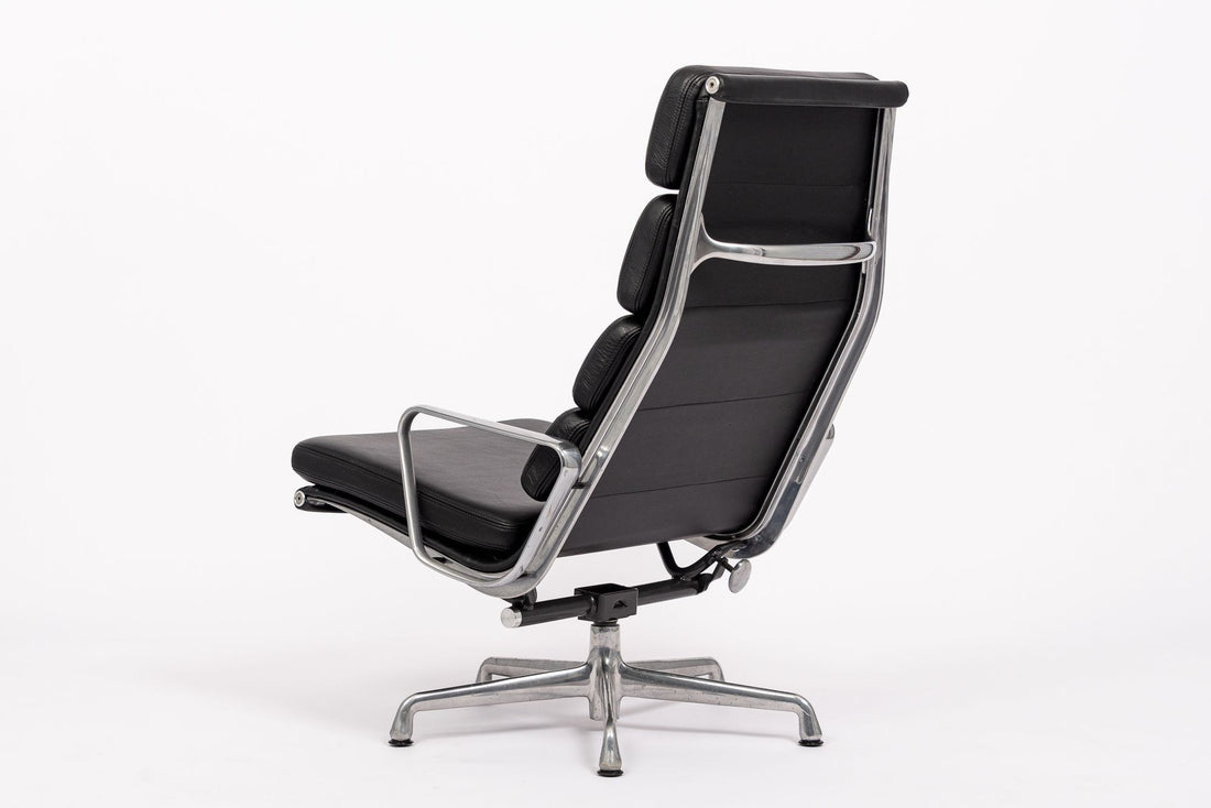 Eames Herman Miller Black Leather Soft Pad Office Lounge Chair