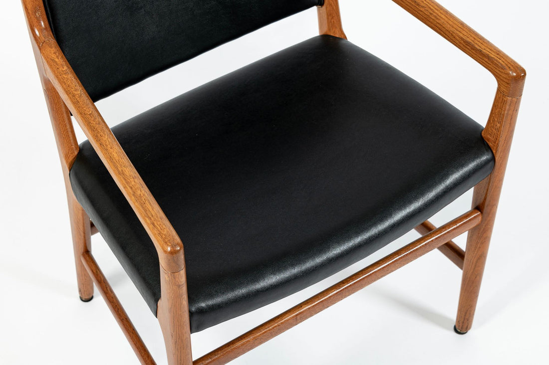 Hans J. Wegner JH507 Oak Dining Armchairs for Johannes Hansen (Attr.), Set of 6, Denmark, Circa 1965
