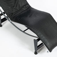 Cassina LC4 Chaise Lounge Chair in Black Leather by Le Corbusier 1970s
