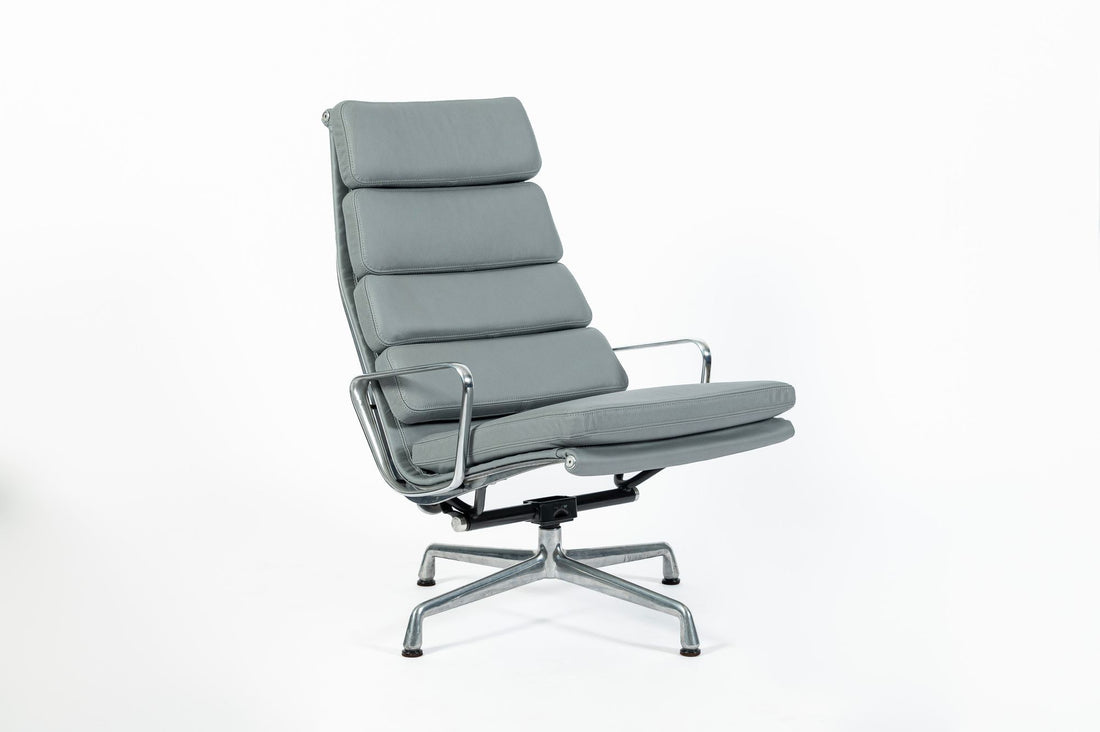 Pair Eames Soft Pad Recliners with Ottoman for Herman Miller, Gray Leather Aluminum Group
