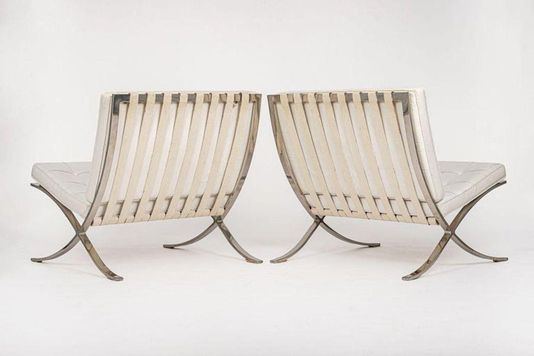 Mid Century White Barcelona Chairs by Mies van der Rohe for Knoll, 1970s