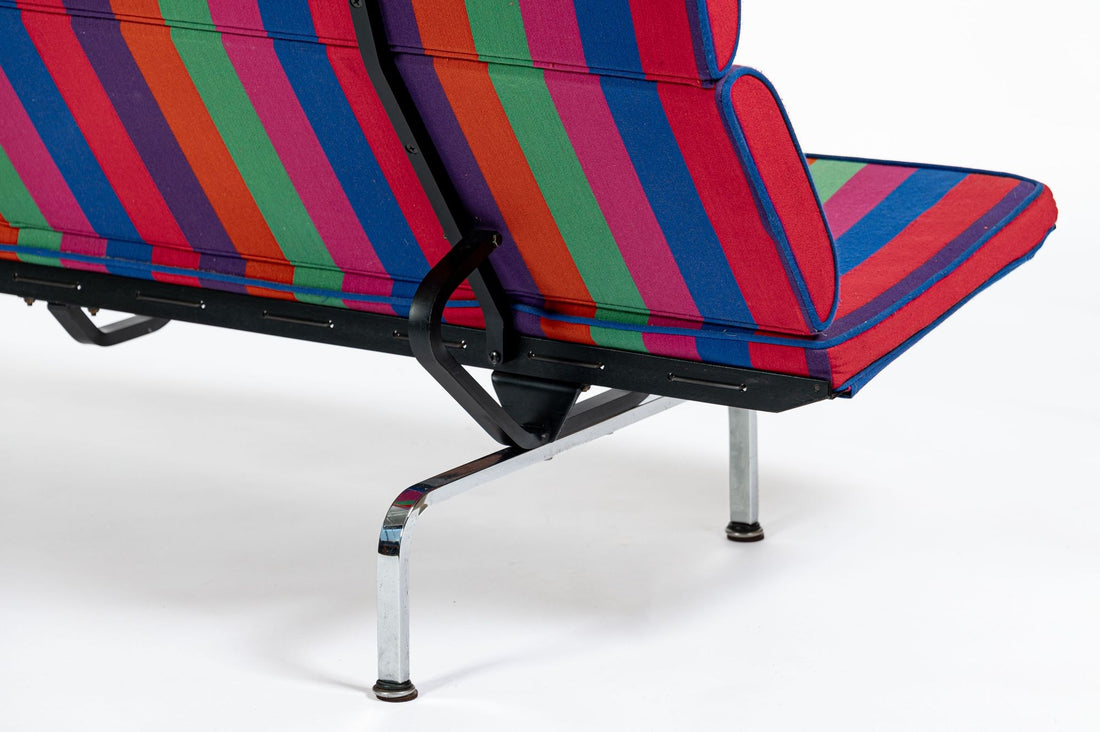 Mid Century Sofa Compact Eames for Herman Miller, Alexander Girard Striped Fabric, 1970s