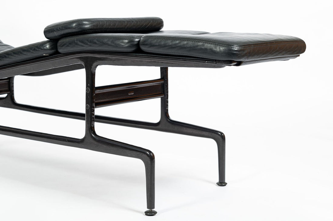 Vintage Mid-Century Eames ES106 “Billy Wilder” Chaise Lounge for Herman Miller