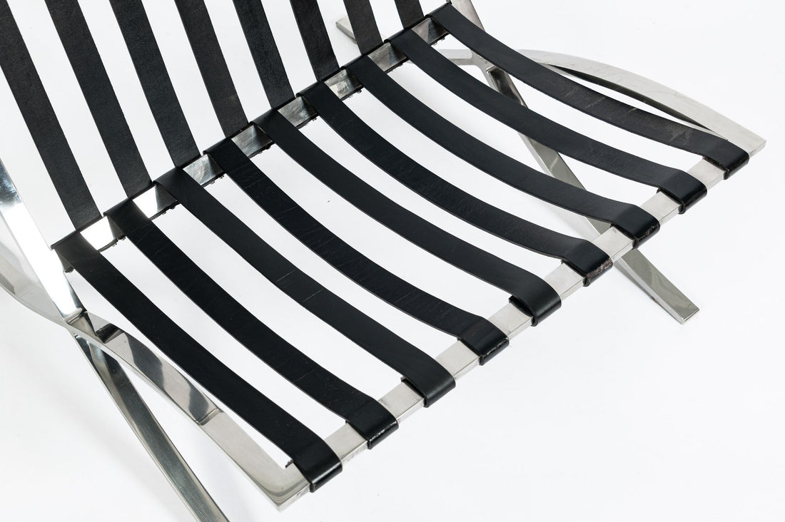 Pair Mid Century Black Leather Barcelona Chairs by Mies van der Rohe for Knoll, 1977