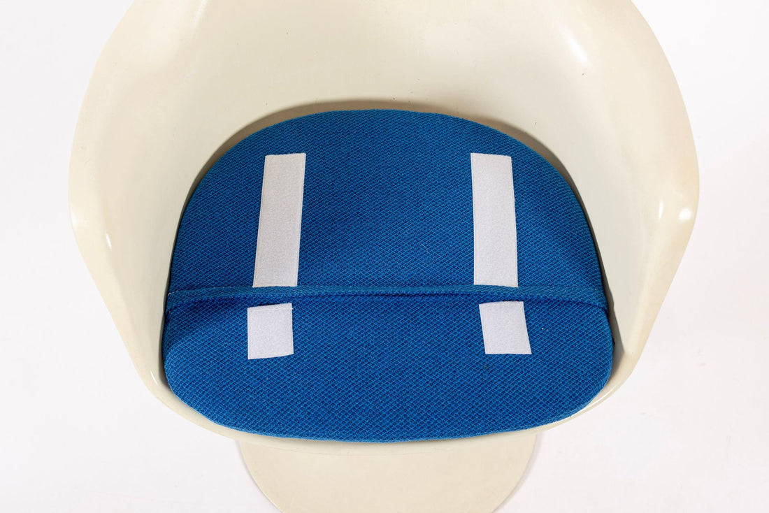 Original Fiberglass Tulip Arm Chair by Eero Saarinen for Knoll 1970s