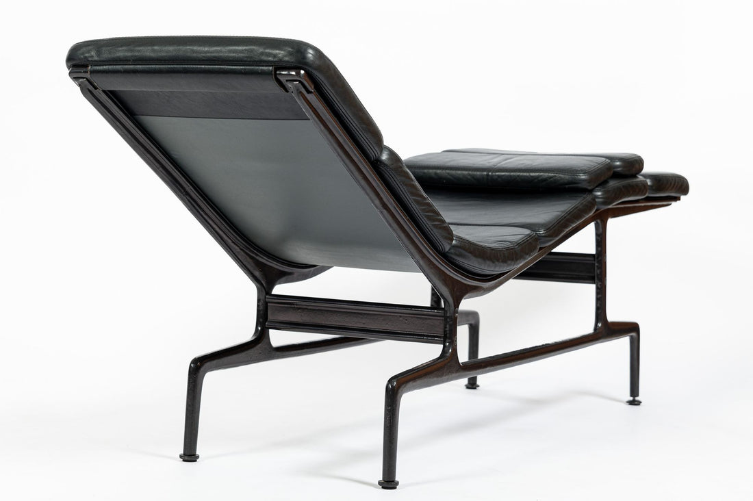 Vintage Mid-Century Eames ES106 “Billy Wilder” Chaise Lounge for Herman Miller