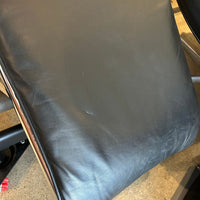 Cassina LC4 Black Leather Chaise Lounge Chair by Le Corbusier 1981