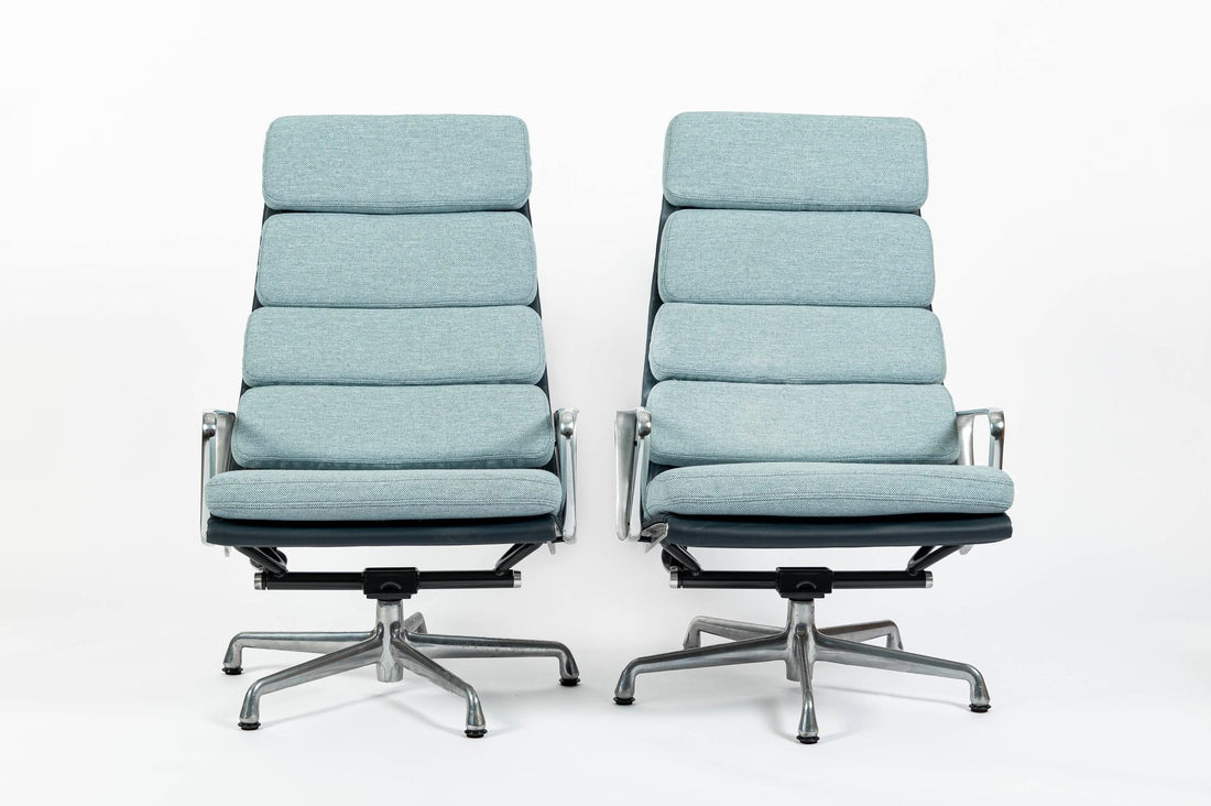 Pair of Eames Soft Pad Recliners for Herman Miller, Blue Gray Aluminum Group Lounge Chairs