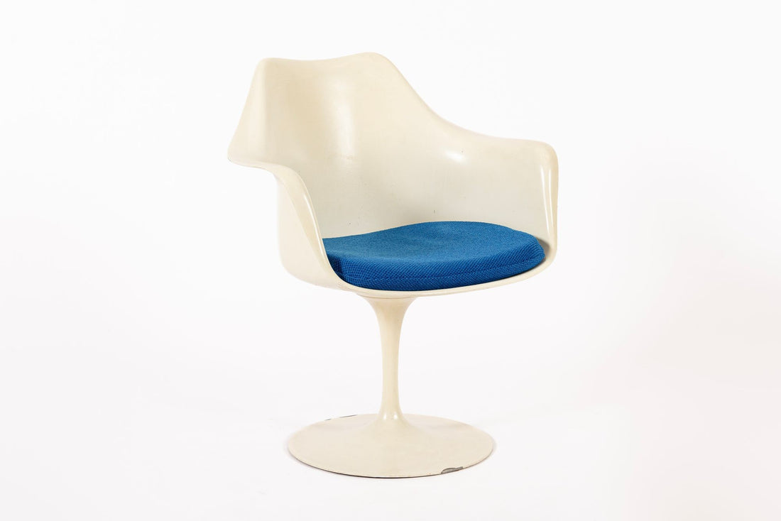 Original Fiberglass Tulip Arm Chair by Eero Saarinen for Knoll 1970s