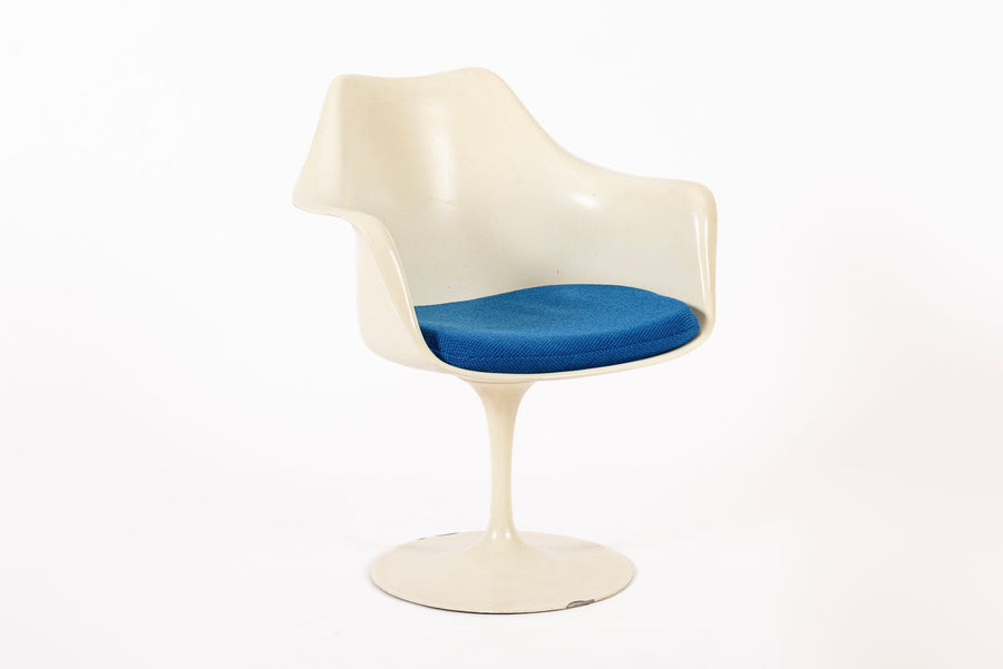 Original Fiberglass Tulip Arm Chair by Eero Saarinen for Knoll 1970s