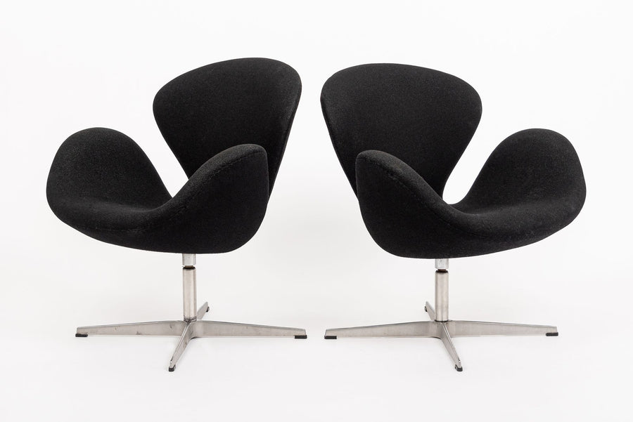 Mid Century Danish Black Swan Chairs by Arne Jacobsen for Fritz Hansen