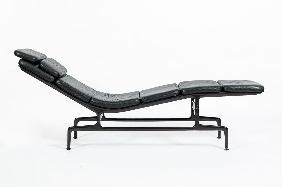 Vintage Mid-Century Eames ES106 “Billy Wilder” Chaise Lounge for Herman Miller