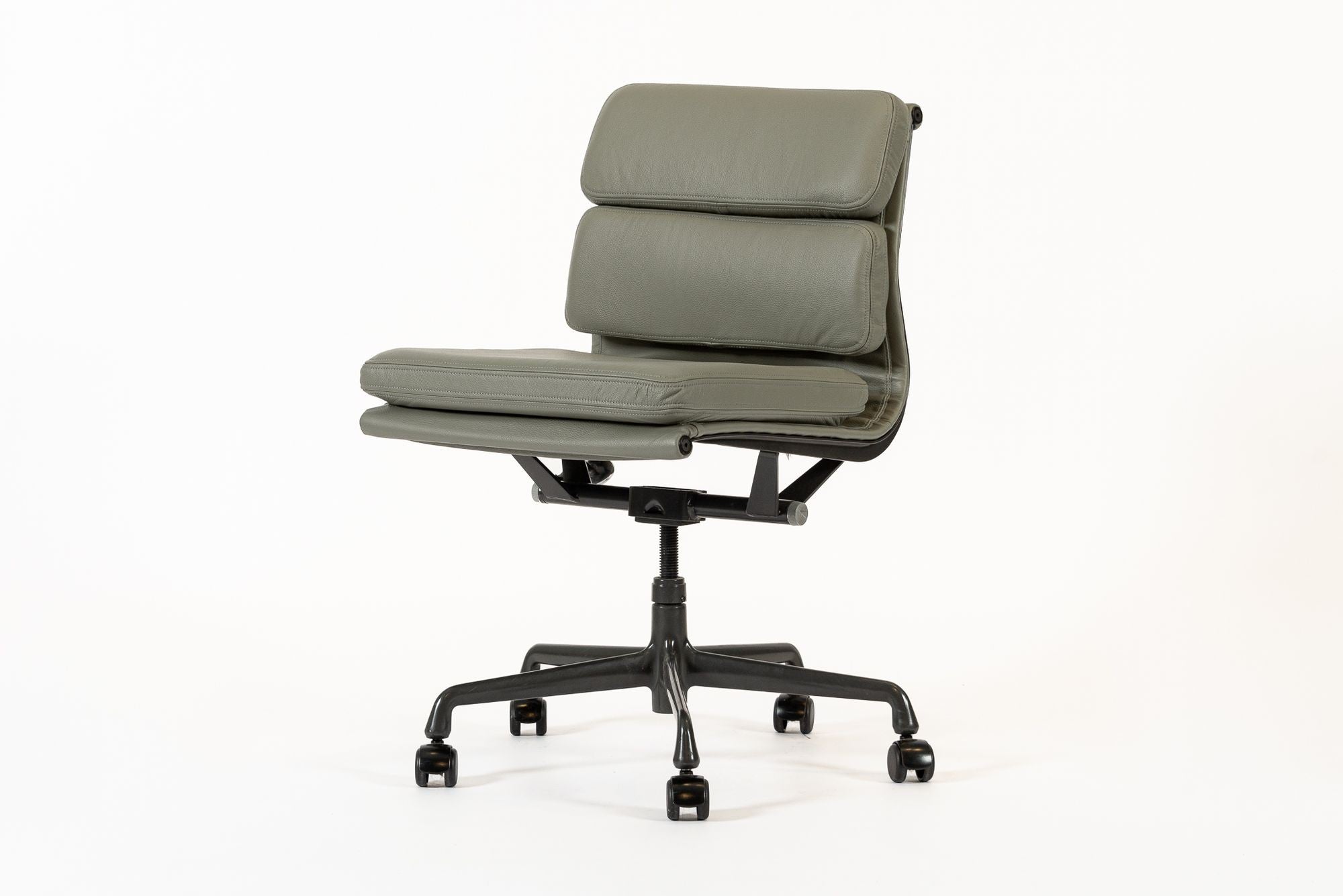 Herman Miller Eames Gray Leather Desk Chair Soft Pad 2000s – capsule