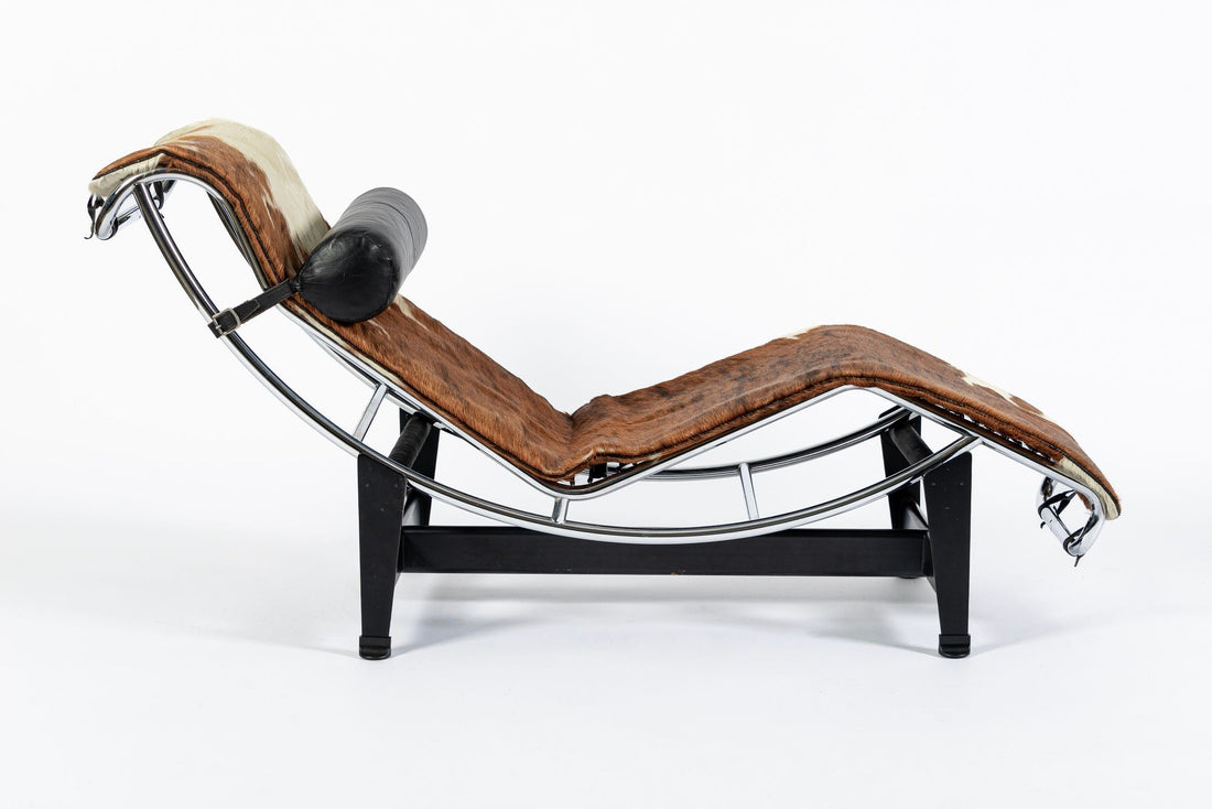 Vintage Cassina LC4 Cowhide Leather Chaise Lounge Chair by Le Corbusier 1960s