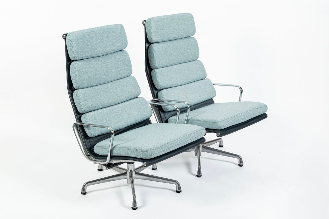 Pair of Eames Soft Pad Recliners for Herman Miller, Blue Gray Aluminum Group Lounge Chairs
