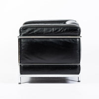 Authentic Cassina LC2 Black Leather Petit Lounge Chair by Le Corbusier, 4x Avail