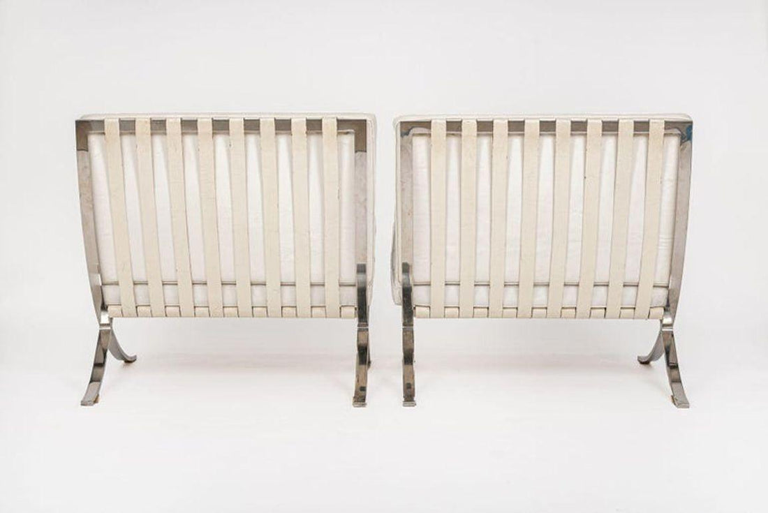 Mid Century White Barcelona Chairs by Mies van der Rohe for Knoll, 1970s