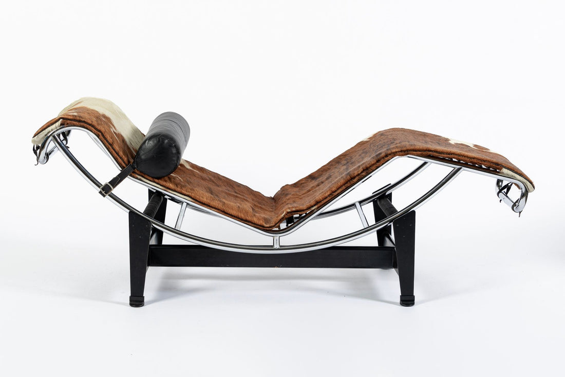 Vintage Cassina LC4 Cowhide Leather Chaise Lounge Chair by Le Corbusier 1960s