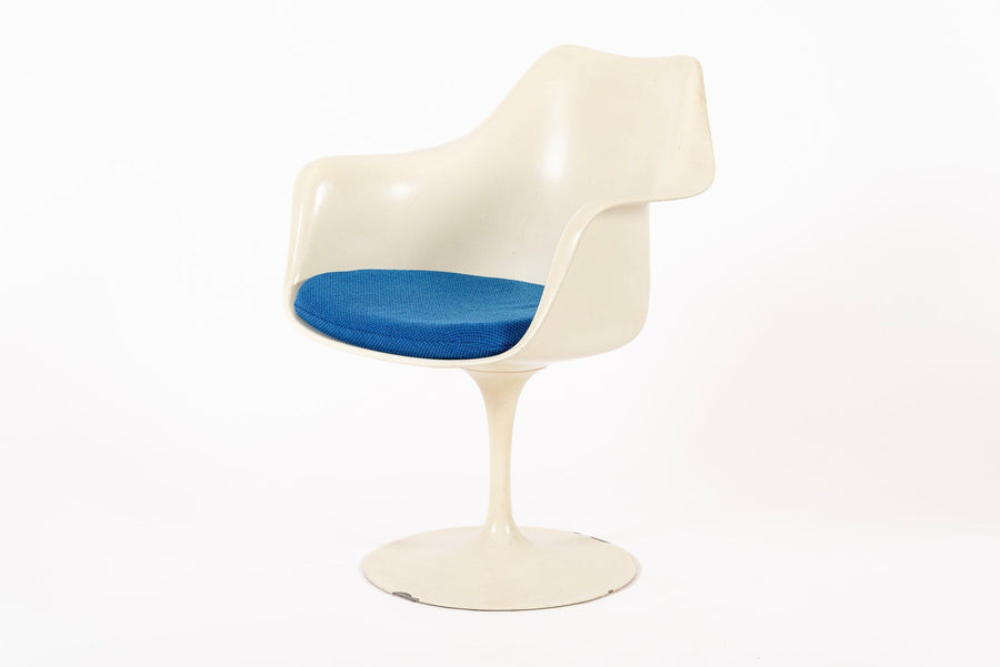 Original Fiberglass Tulip Arm Chair by Eero Saarinen for Knoll 1970s